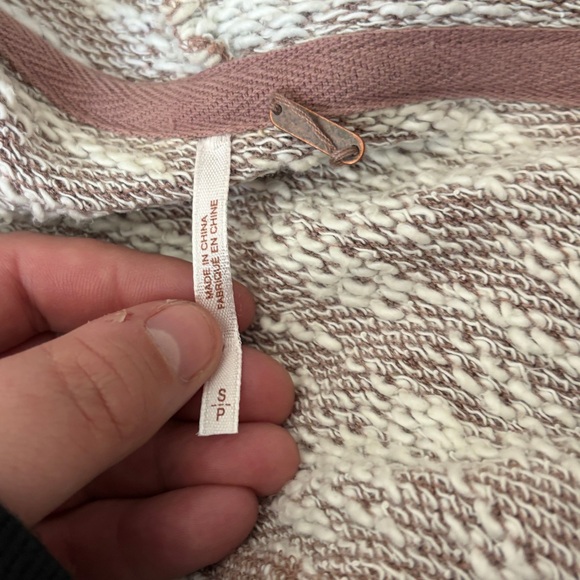 Free people Women's Sweater - Picture 3 of 3